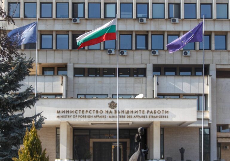"Категорично осъждаме недопустимия и обиден език": Външно министерство отвърна на Мицкоски