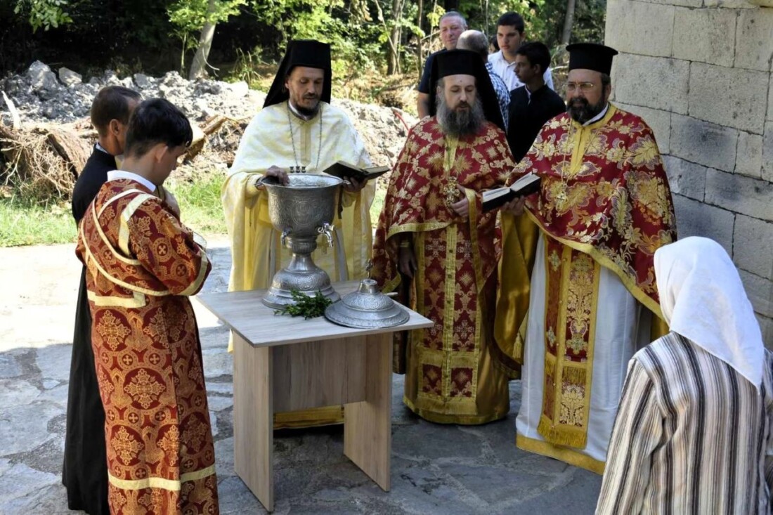На Света Неделя: Араповският манастир отбеляза своя храмов празник (СНИМКИ)