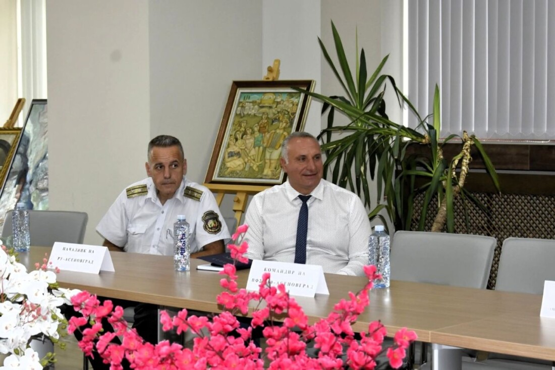 В пожароопасния сезон: Кметът на Асеновград свика Общинския съвет за намаляване на риска от бедствия (СНИМКИ)