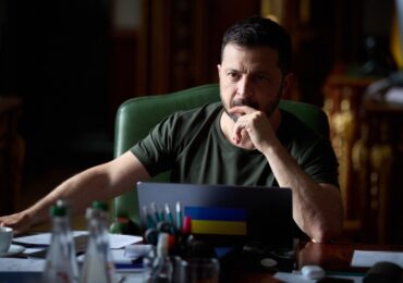Зеленски: Украйна няма да наруши конституцията си заради териториални въпроси (ВИДЕО)