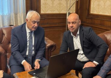 Костадин Димитров пред министър Запрянов: Планираме изграждането на парк и детски заведения на територията на бившите военни поделения
