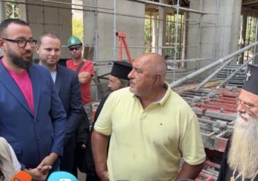 Напредва изграждането на новия православен храм в "Тракия" (ВИДЕО)
