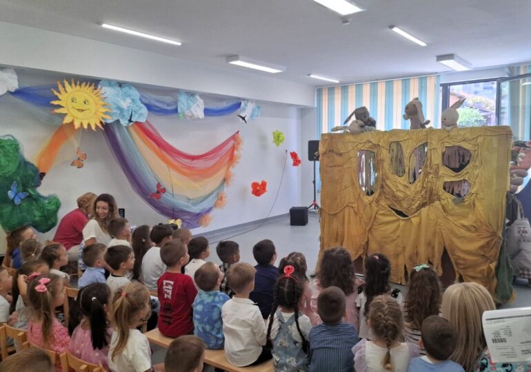 Отвори врати новата детска градина - филиал на ДГ "Мир" в Асеновград (СНИМКИ)