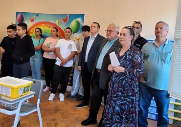 Откриха високотехнологичен STEM кабинет в асеновградско село