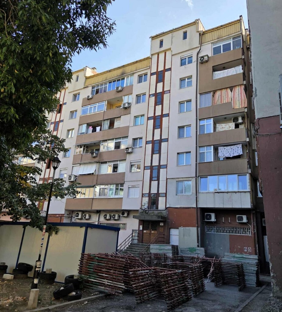 Започва санирането на един от големите блокове в Асеновград (СНИМКИ)