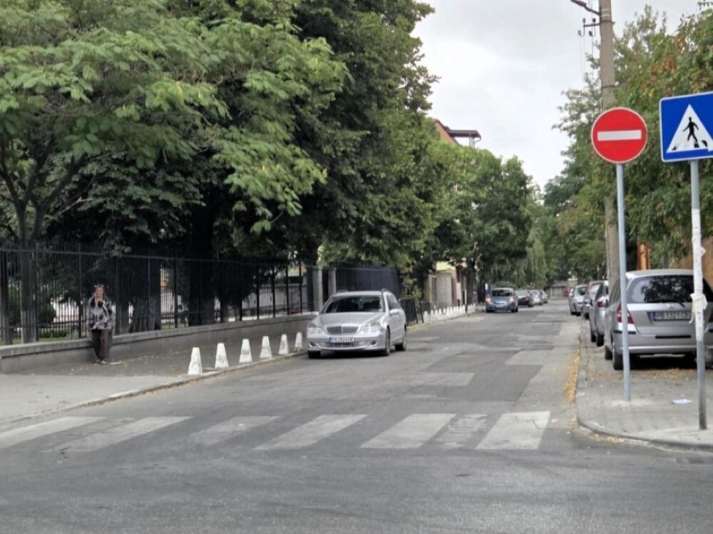 Въвежда се еднопосочно движение по участък от улица в Асеновград