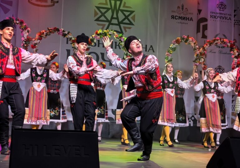 "Празникът на Кючука" стартира с много музика, танци и настроение (СНИМКИ и ВИДЕО)
