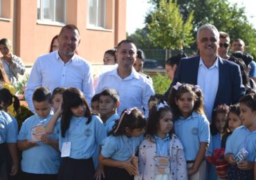 Първият звънец удари за 2060 ученици в Община Марица (СНИМКИ)