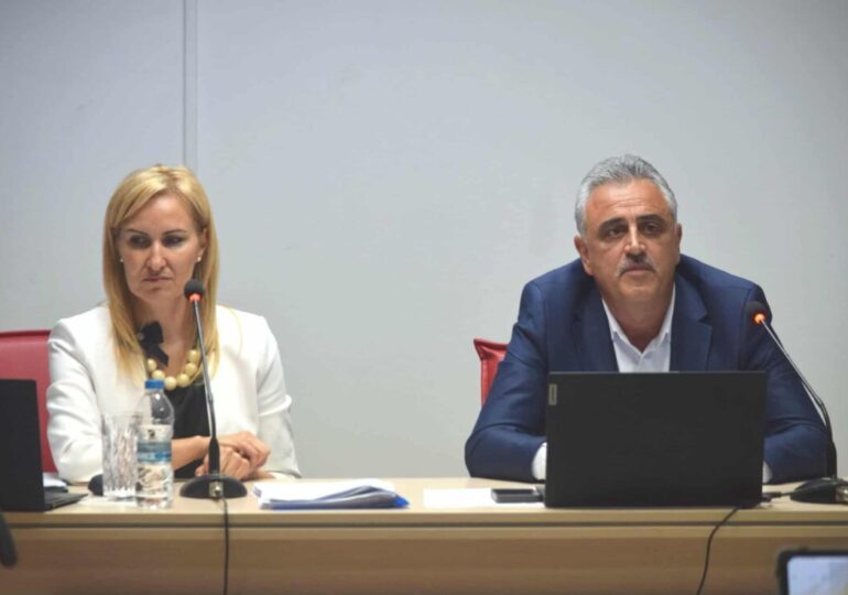 Ремонтират двора и изграждат нови спортни площадки в училището във Войводиново