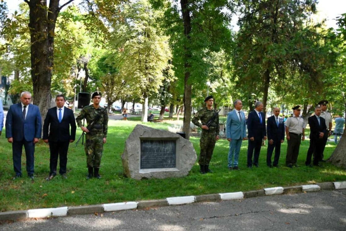 Асеновград отпразнува 140 години от Съединението на България (ГАЛЕРИЯ)