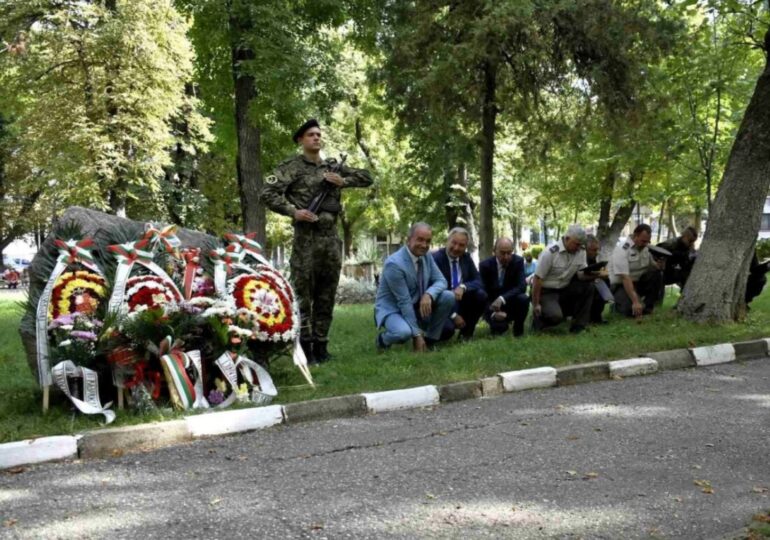 Асеновград отпразнува 140 години от Съединението на България (ГАЛЕРИЯ)