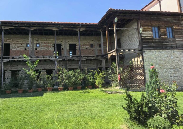 Араповският манастир "Света Неделя": Кътче от рая край Асеновград (СНИМКИ)