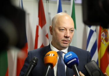Росен Желязков: България подкрепя създаването на европейска „стена срещу дронове“