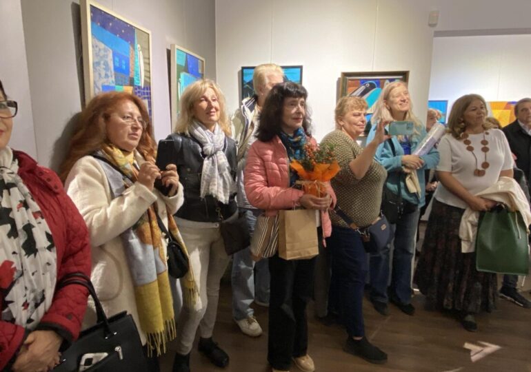 Многобройни гости, творци, галеристи и ценители уважиха изложбата на Снежана Фурнаджиева в „Аспект“ (СНИМКИ)