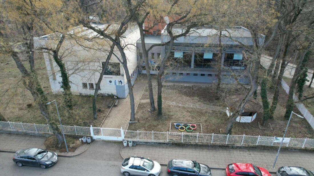 Община Пловдив започва цялостно обновяване на спортна зала край Гребната база (СНИМКИ)