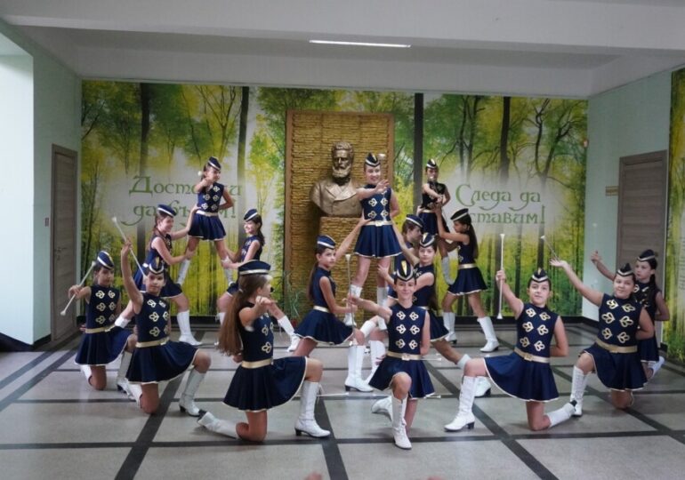 Откриха STEM център в асеновградско училище (СНИМКИ) 33 Откриха STEM център в асеновградско училище (СНИМКИ)