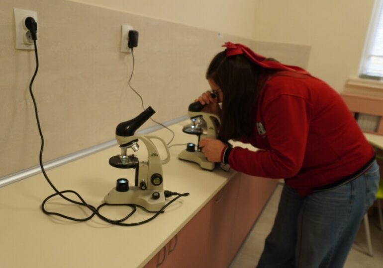 Откриха STEM център в асеновградско училище (СНИМКИ) 31 Откриха STEM център в асеновградско училище (СНИМКИ)