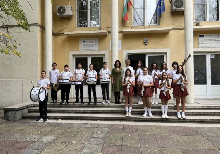 Откриха STEM център в асеновградско училище (СНИМКИ) 9 Откриха STEM център в асеновградско училище (СНИМКИ)