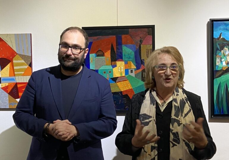 Многобройни гости, творци, галеристи и ценители уважиха изложбата на Снежана Фурнаджиева в „Аспект“ (СНИМКИ)