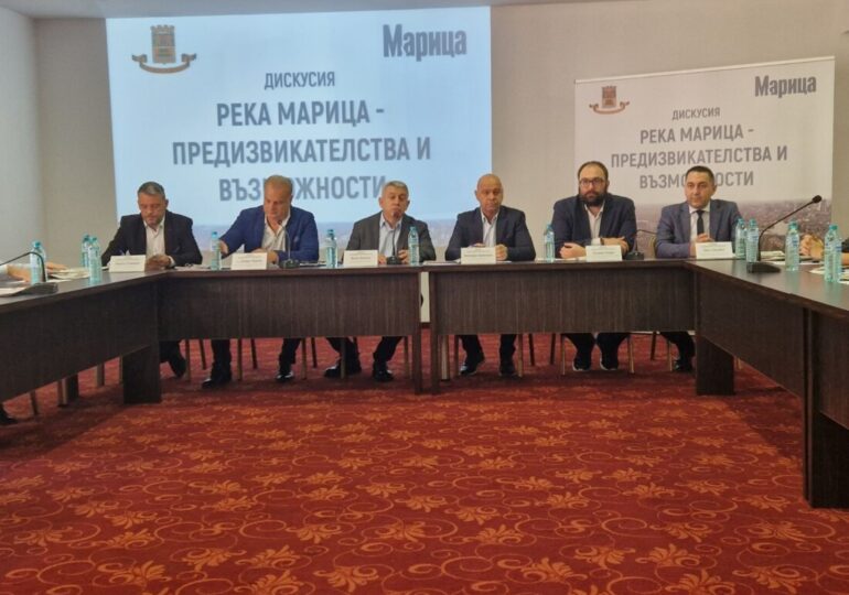 Кметът Костадин Димитров представи проекти за социализацията на река Марица