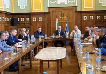 Заради очакваните интензивни валежи: Кметът Костадин Димитров свика съвещание в община Пловдив
