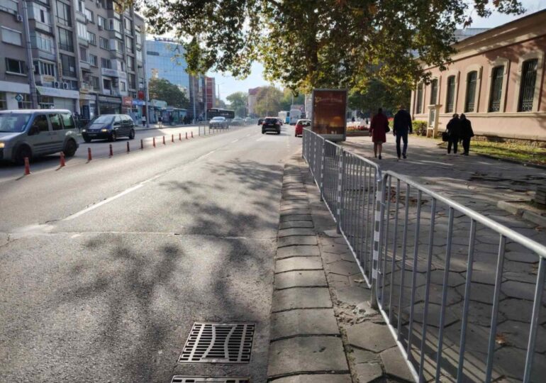 Монтираха нови преградни пана на ключови пътни артерии в Пловдив (СНИМКИ)