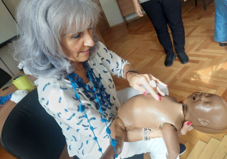Медиците от детските градини и училищата в „Южен“ с опреснително обучение по първа помощ (СНИМКИ)