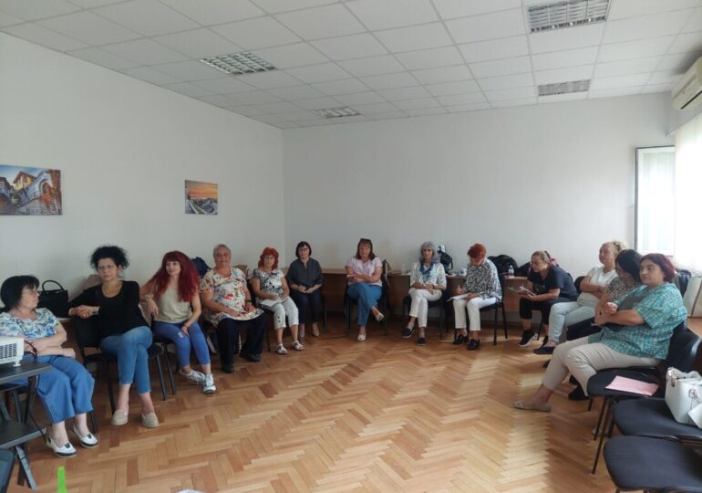 Медиците от детските градини и училищата в „Южен“ с опреснително обучение по първа помощ (СНИМКИ)