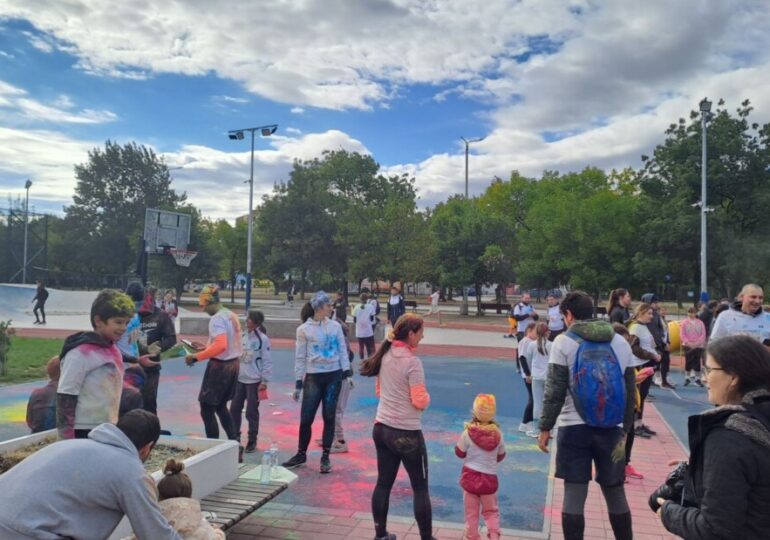 DECATHLON COLOR RUN: Най-цветният маратон в Пловдив (ГАЛЕРИЯ)