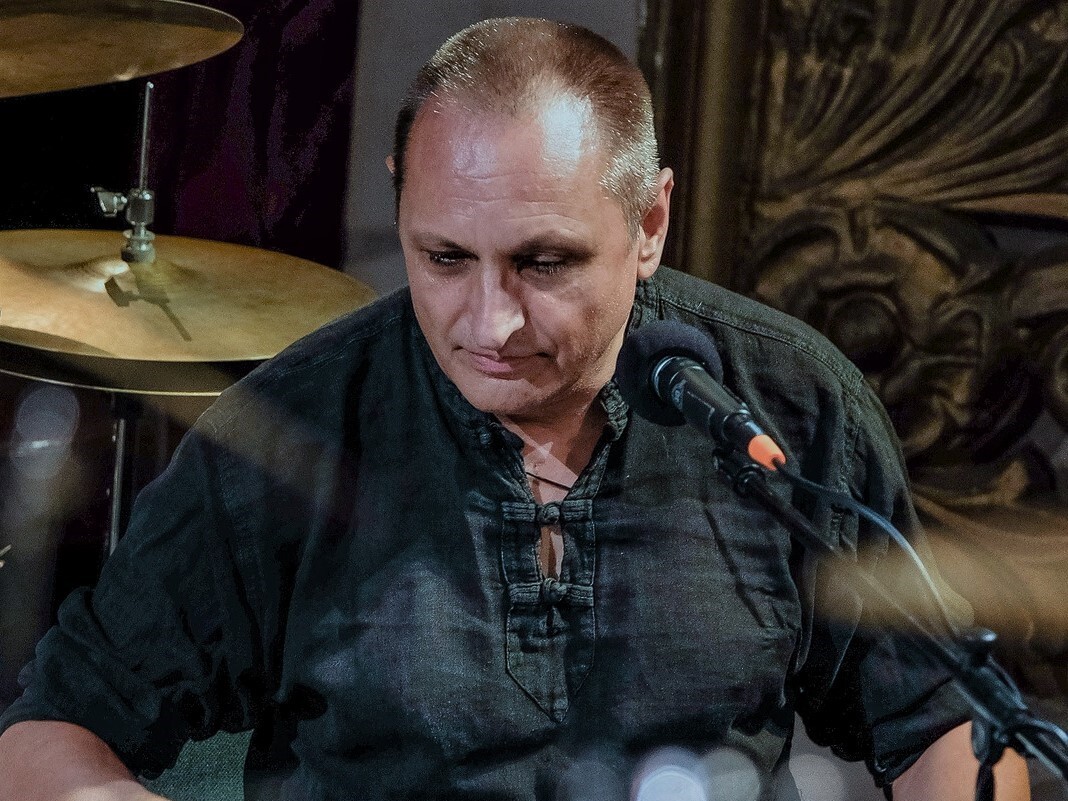 „Пътувам с вятъра“: Уникалният „ОМ Етно Джаз Квартет“ гостува на „Камерна сцена Пловдив“