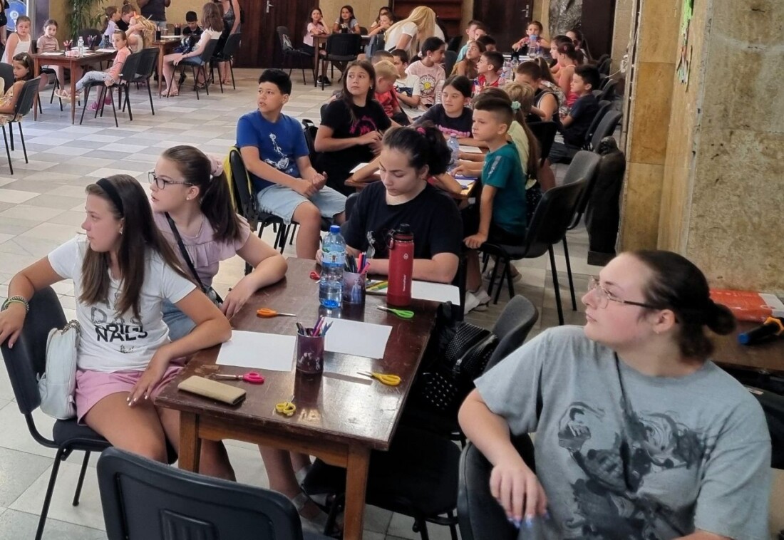 За пръв път: Състезание по публична реч в Асеновград