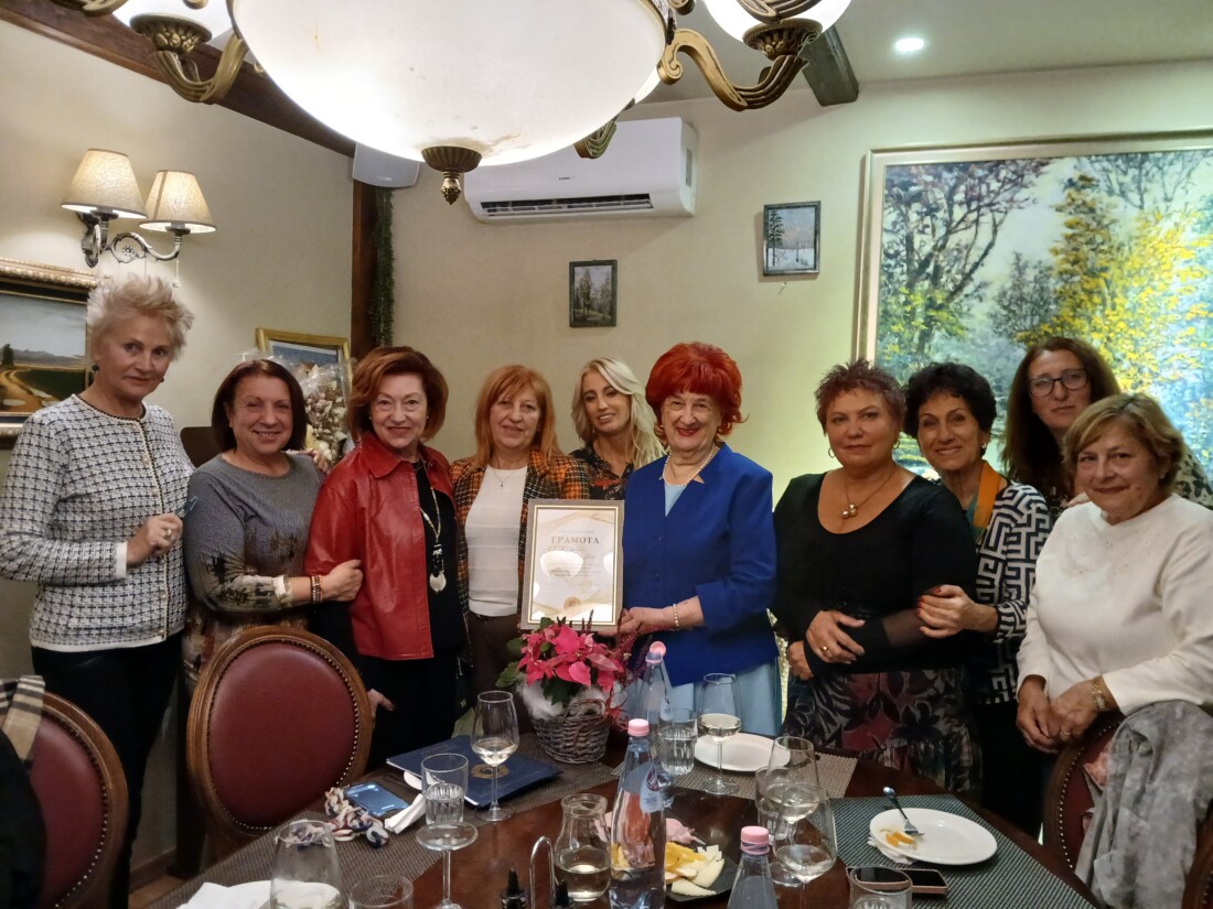 Композиторът Невена Кючукова получи приз „Будител на годината“ от Лайънс клуб „Евридика“ (СНИМКИ)