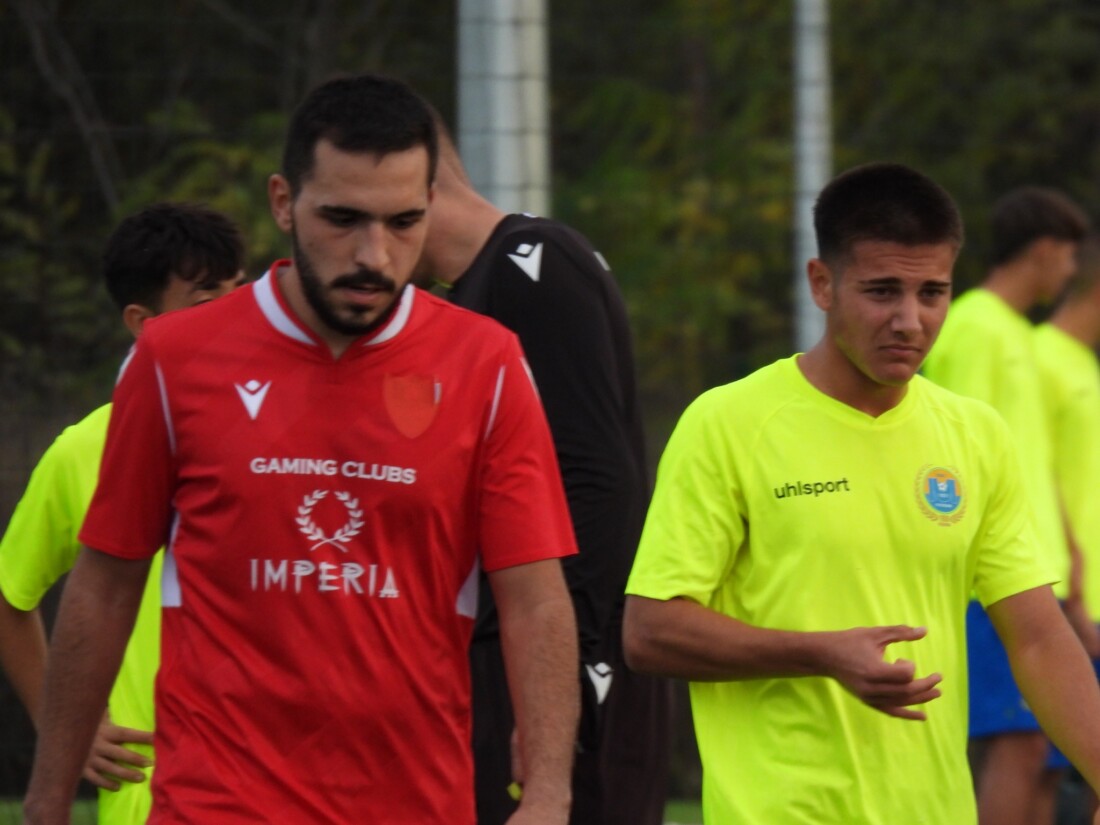 Марица отстрани Спартак в пловдивското дерби от втория кръг за Купата на АФЛ (СНИМКИ) 2 Марица отстрани Спартак в пловдивското дерби от втория кръг за Купата на АФЛ (СНИМКИ)