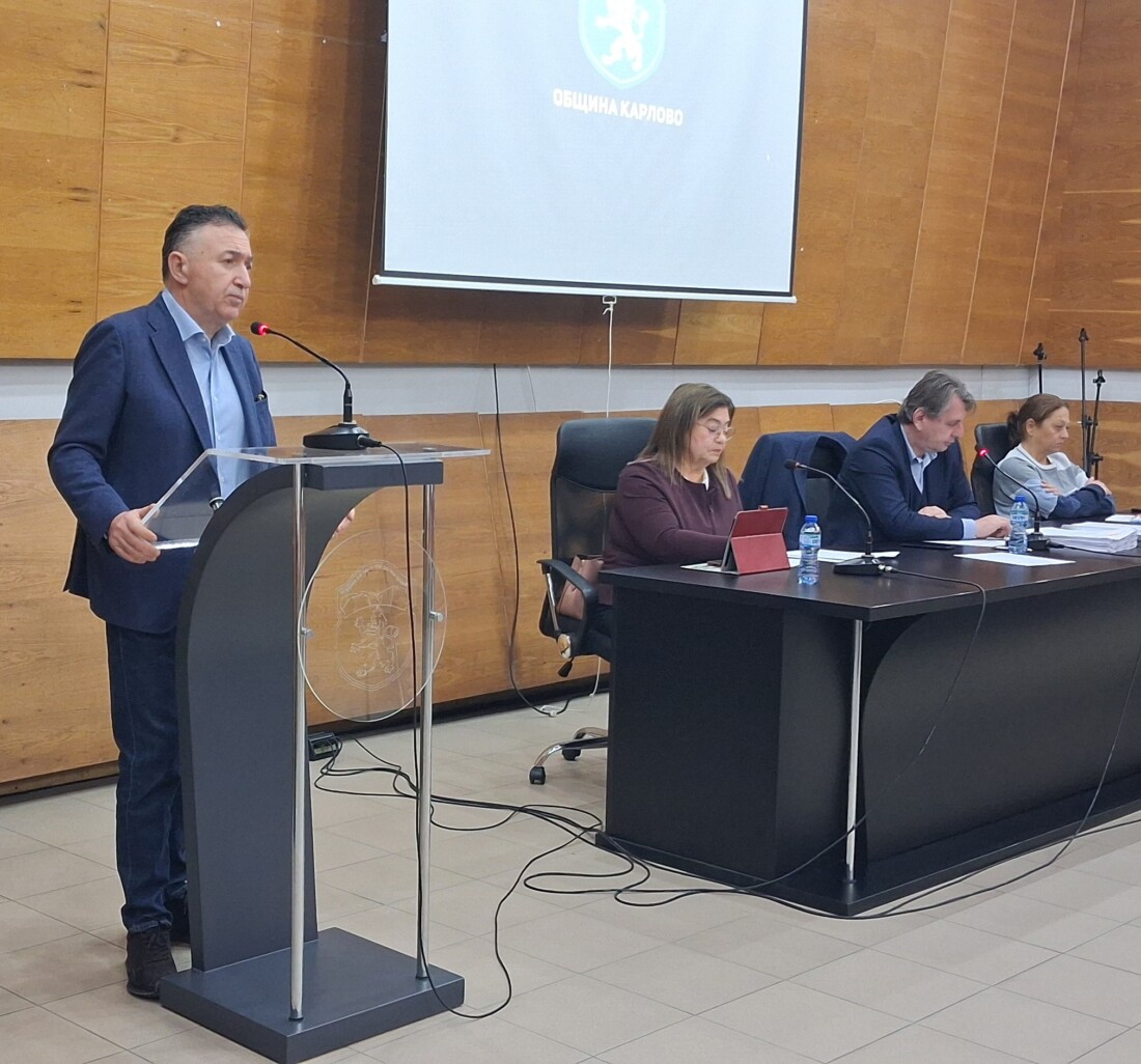 Карлово кандидатства с проект за обновяване на стадион „Васил Левски“