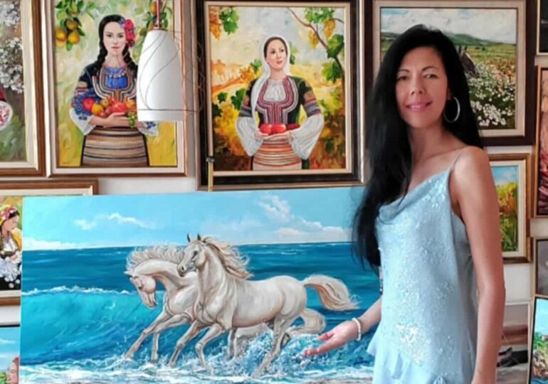 Анета Стоянова с изложба „Летни спомени“ в галерия „Андромеда“ в Стария Пловдив