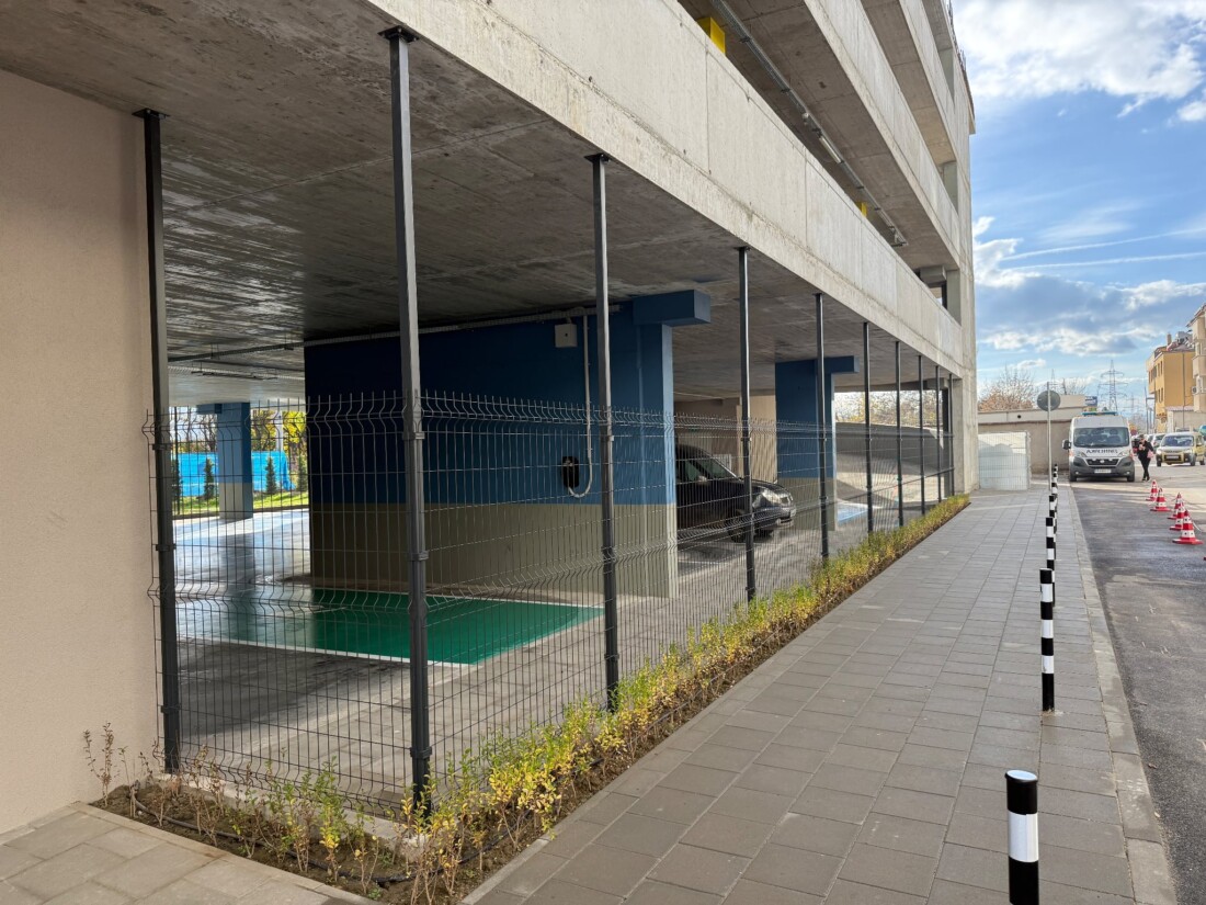 Нов многоетажен паркинг започна работа в Пловдив (СНИМКИ)