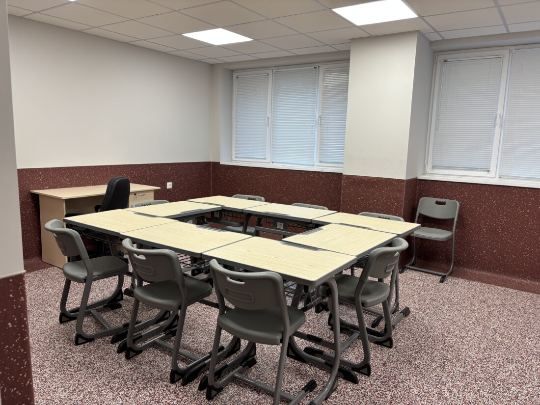 Министър Красимир Вълчев и кметът на Пловдив откриха обновеното общежитие на ЕГ „Иван Вазов“ (СНИМКИ)