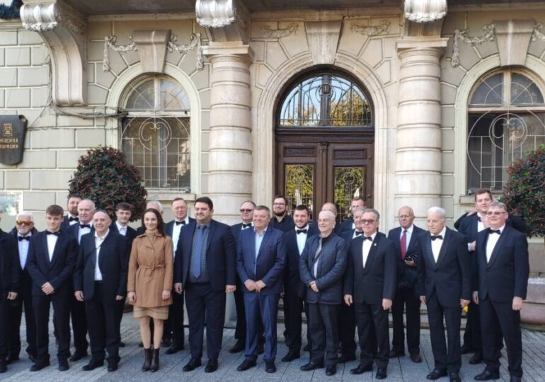 Откриха обозначителен знак на паметника на проф. Антон Безеншек в Пловдив (СНИМКИ) 6 Откриха обозначителен знак на паметника на проф. Антон Безеншек в Пловдив (СНИМКИ)