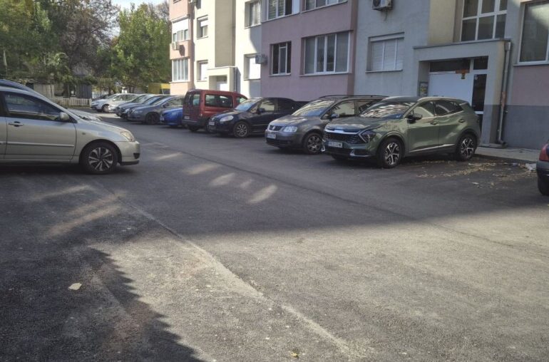 Преобразиха поредно междублоково пространство в „Южен“ (СНИМКИ)