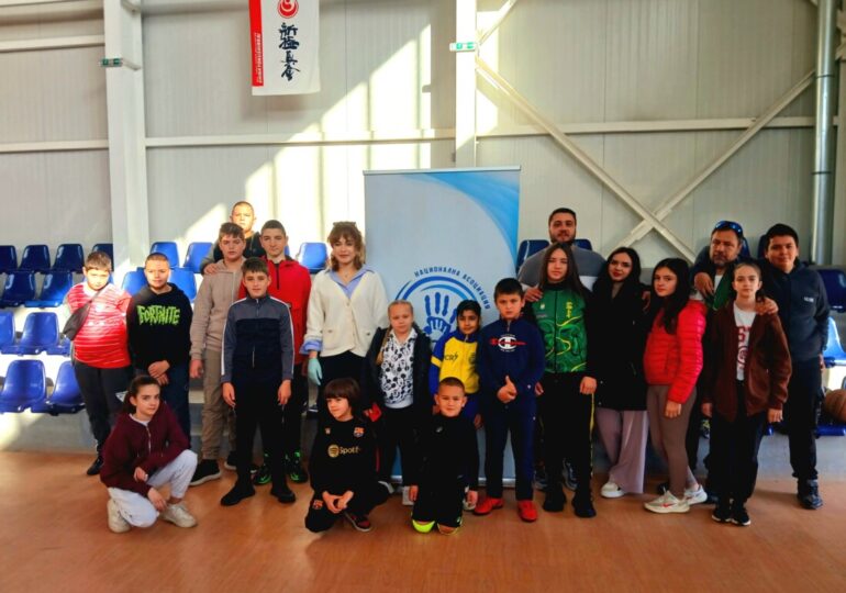 Малките шампиони по карате се включиха в кампанията „Заедно срещу диабета“ в Община Марица (СНИМКИ)