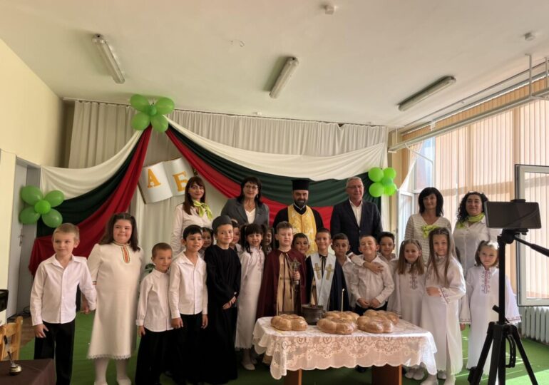 Район „Източен“ отбеляза тържествено Деня на народните будители (СНИМКИ)