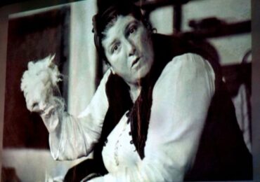 В Асеновград вече има паметна плоча на актрисата Надя Тодорова (СНИМКИ)