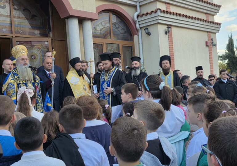 С грандиозно шествие в "Тракия": Пловдив отбеляза Деня на християнското семейство (СНИМКИ)