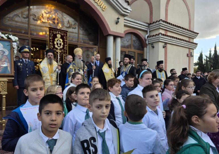 С грандиозно шествие в "Тракия": Пловдив отбеляза Деня на християнското семейство (СНИМКИ)