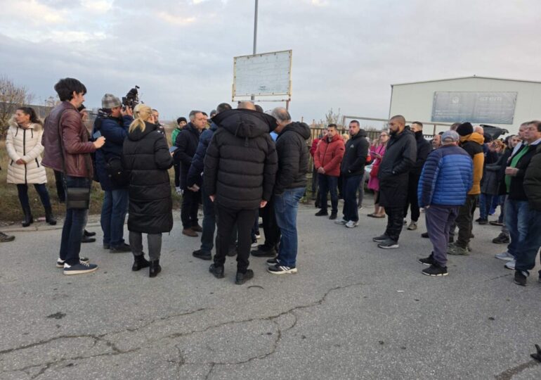 След трагедията: Протест затвори за кратко Околовръстното шосе на Пловдив (СНИМКИ)