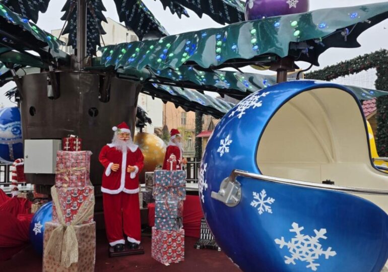 Пловдив в трескава подготовка за празниците (СНИМКИ)