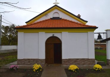 Ремонтираната 130-годишна църква събра жителите на Ясно поле за храмовия празник (СНИМКИ)