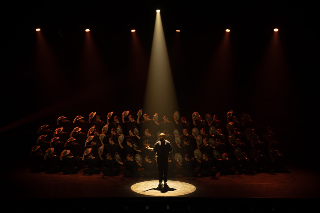 MURMURATION: Едно от най-значимите културни събития на нашето време гостува в Пловдив (СНИМКИ и ВИДЕО) 2 MURMURATION: Едно от най-значимите културни събития на нашето време гостува в Пловдив (СНИМКИ и ВИДЕО)