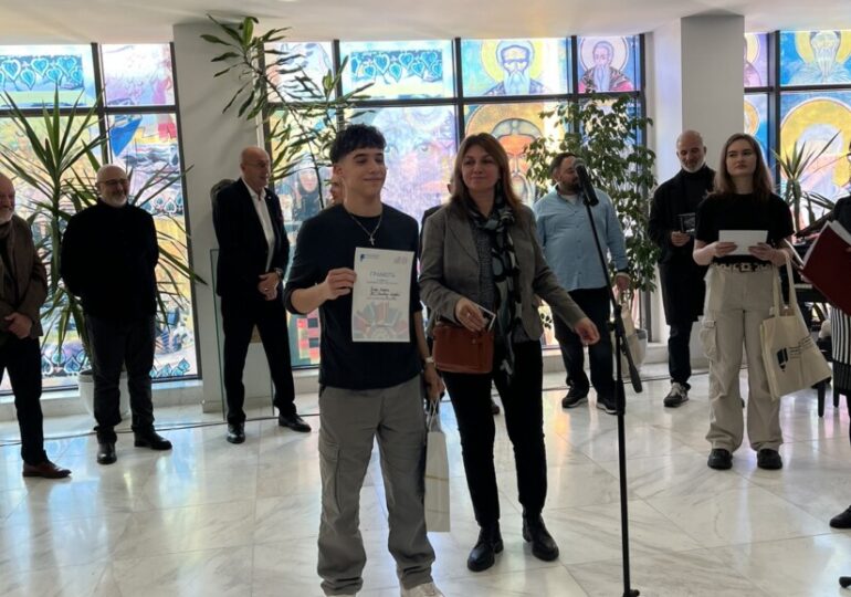 Наградиха победителите в VIII-ия Национален ученически конкурс „Плакат-Костадин Отонов“ в Пловдив (ГАЛЕРИЯ)