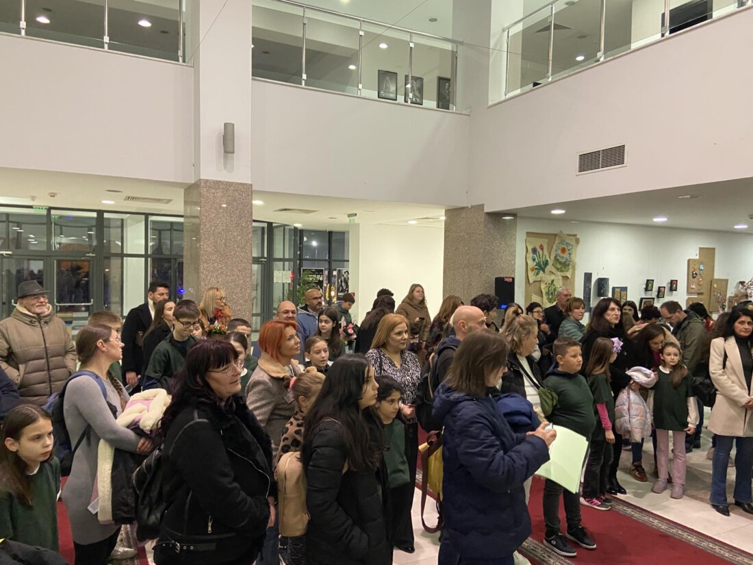 "Занаяти с бъдеще": РЗК – Пловдив откри изложба на децата от Занаятчийското училище 2 "Занаяти с бъдеще": РЗК – Пловдив откри изложба на децата от Занаятчийското училище